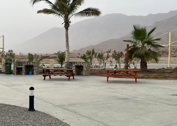 Jebel Sifah Golf View Apartment